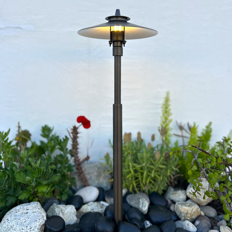 Phare Solid Cast Brass Adjustable Spread Path Light | Outdoor Landscape Lighting