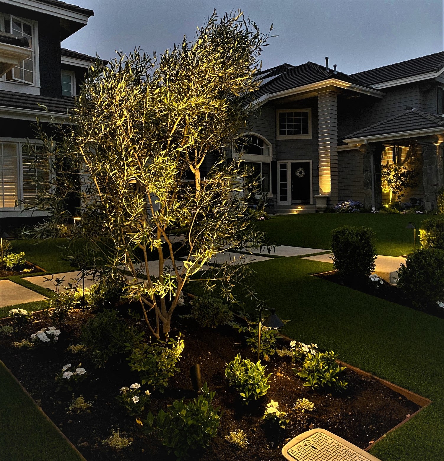 Casquette Solid Brass Directional Path Light - Low Voltage Landscape Lighting - Lumiere Lighting