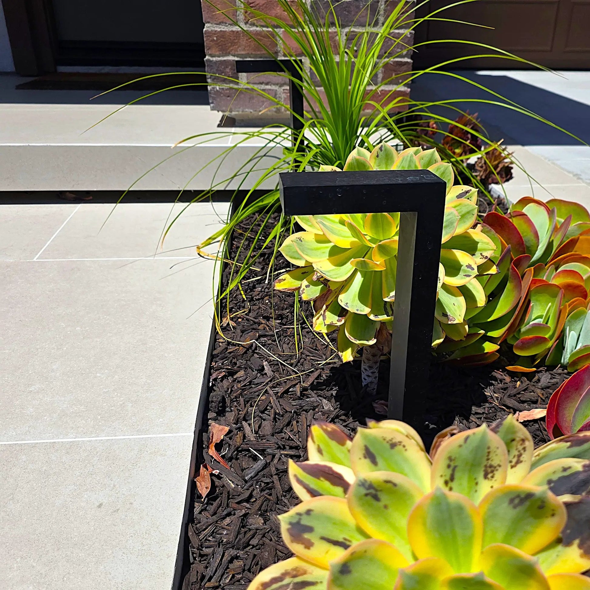 Persee Cast Brass Contemporary Path Light Outdoor Landscape Lighting by Lumiere Lighting / Premium Outdoor Lighting