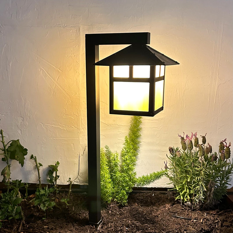 AmiArtisan Solid Brass Craftsman Lantern Pathway Light