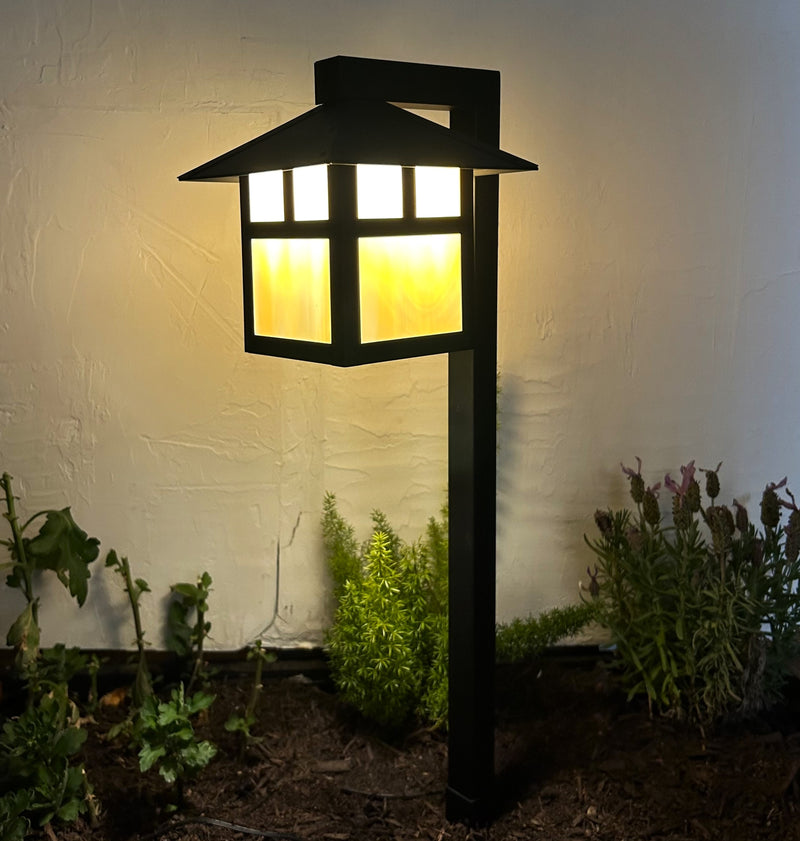 AmiArtisan Solid Brass Craftsman Lantern Pathway Light