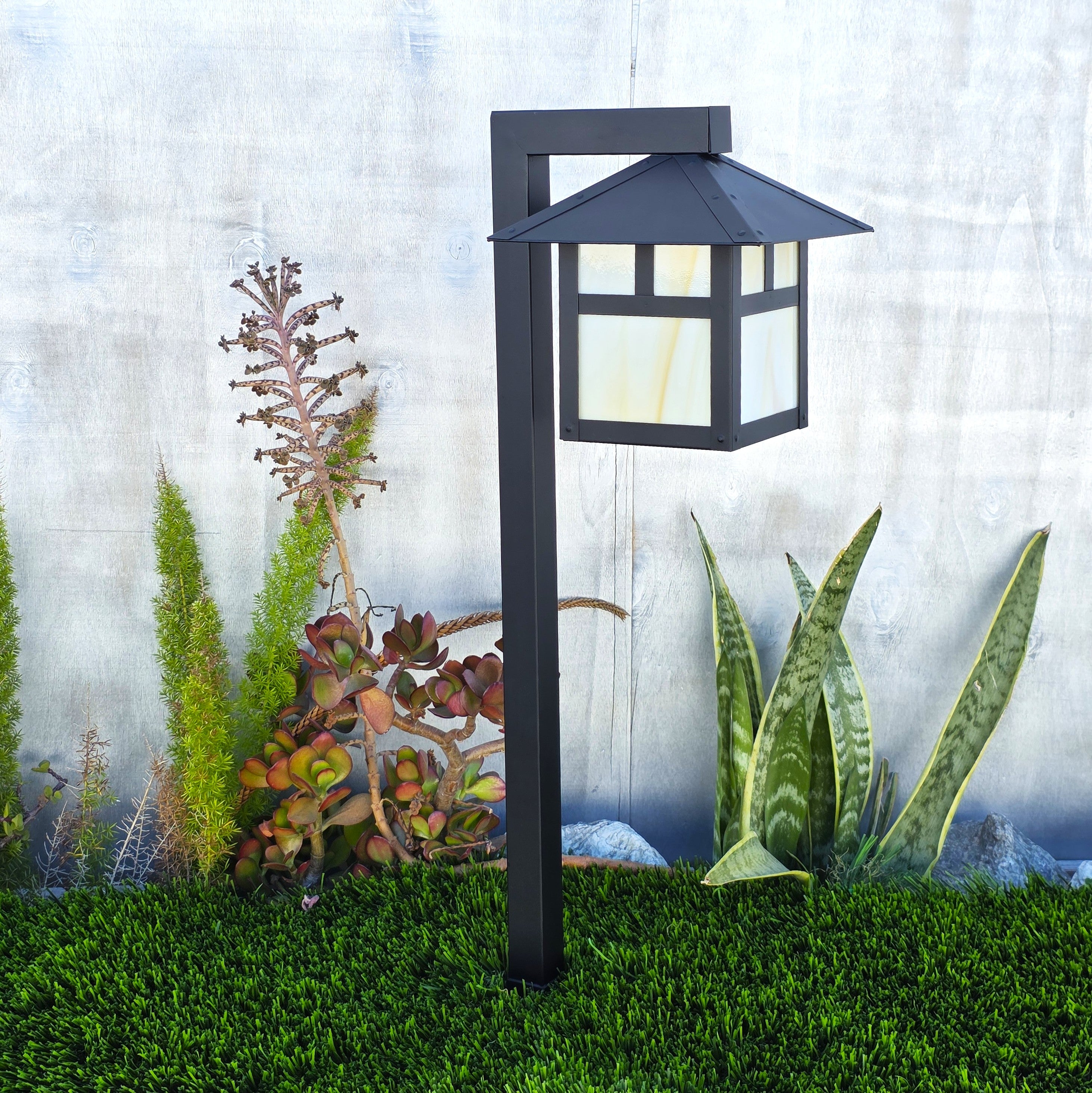 ライト・ランタン a_stand_www asimocrafts pastime what we AmiArtisan Solid Brass Craftsman Decorative Pathway Light