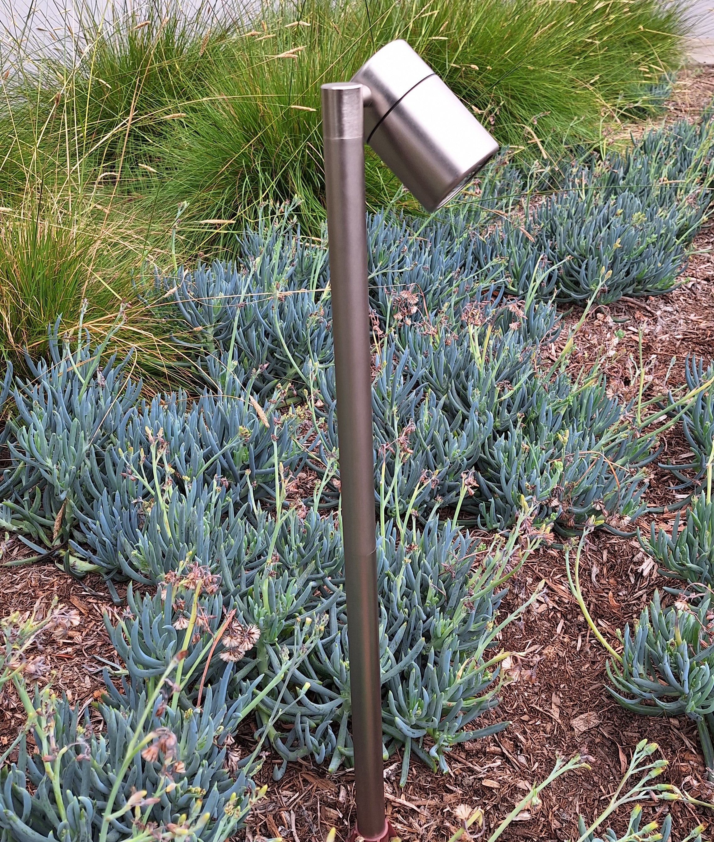 Chambre Stainless Steel Directional Pathway Light