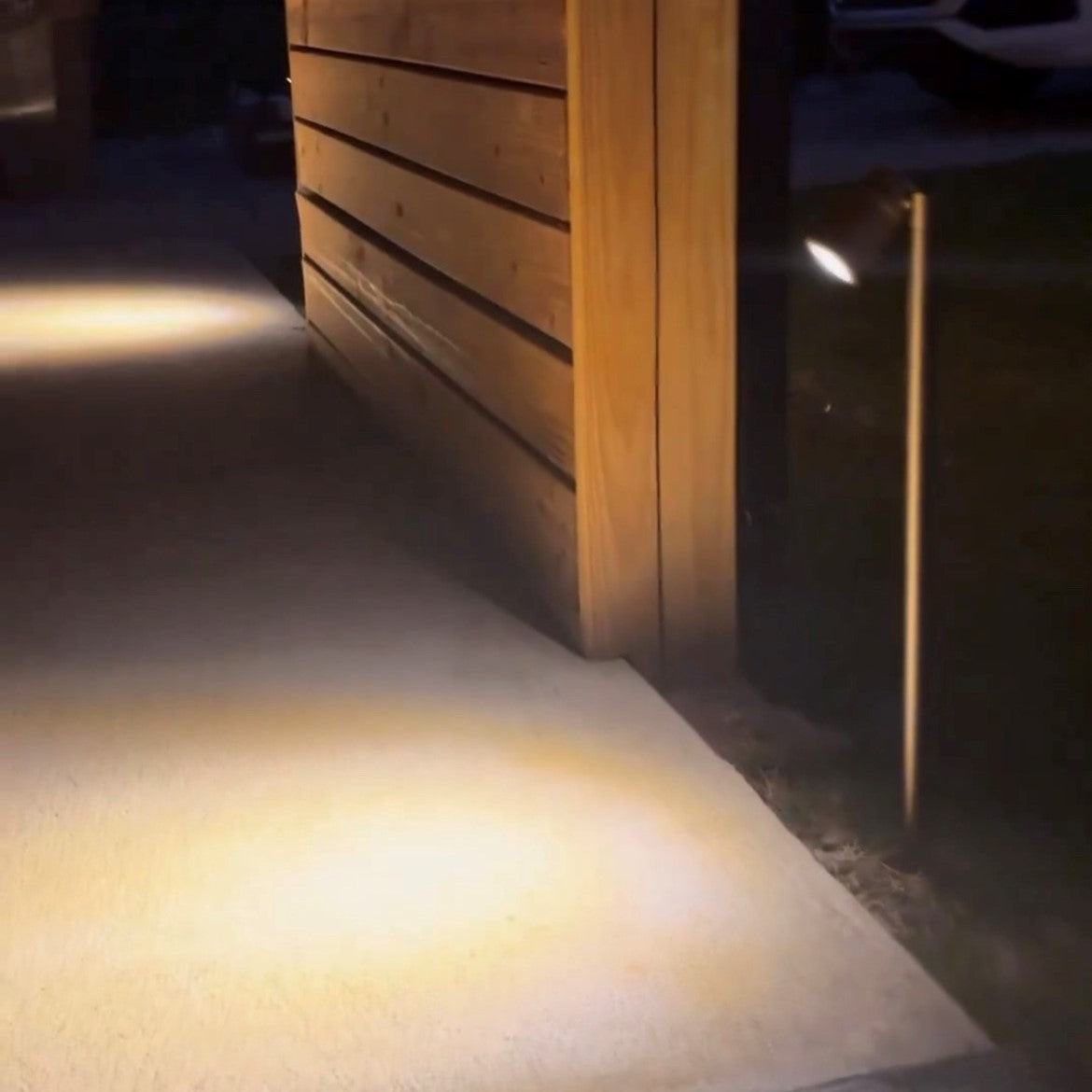 Chambre Solid Brass Directional Pathw...