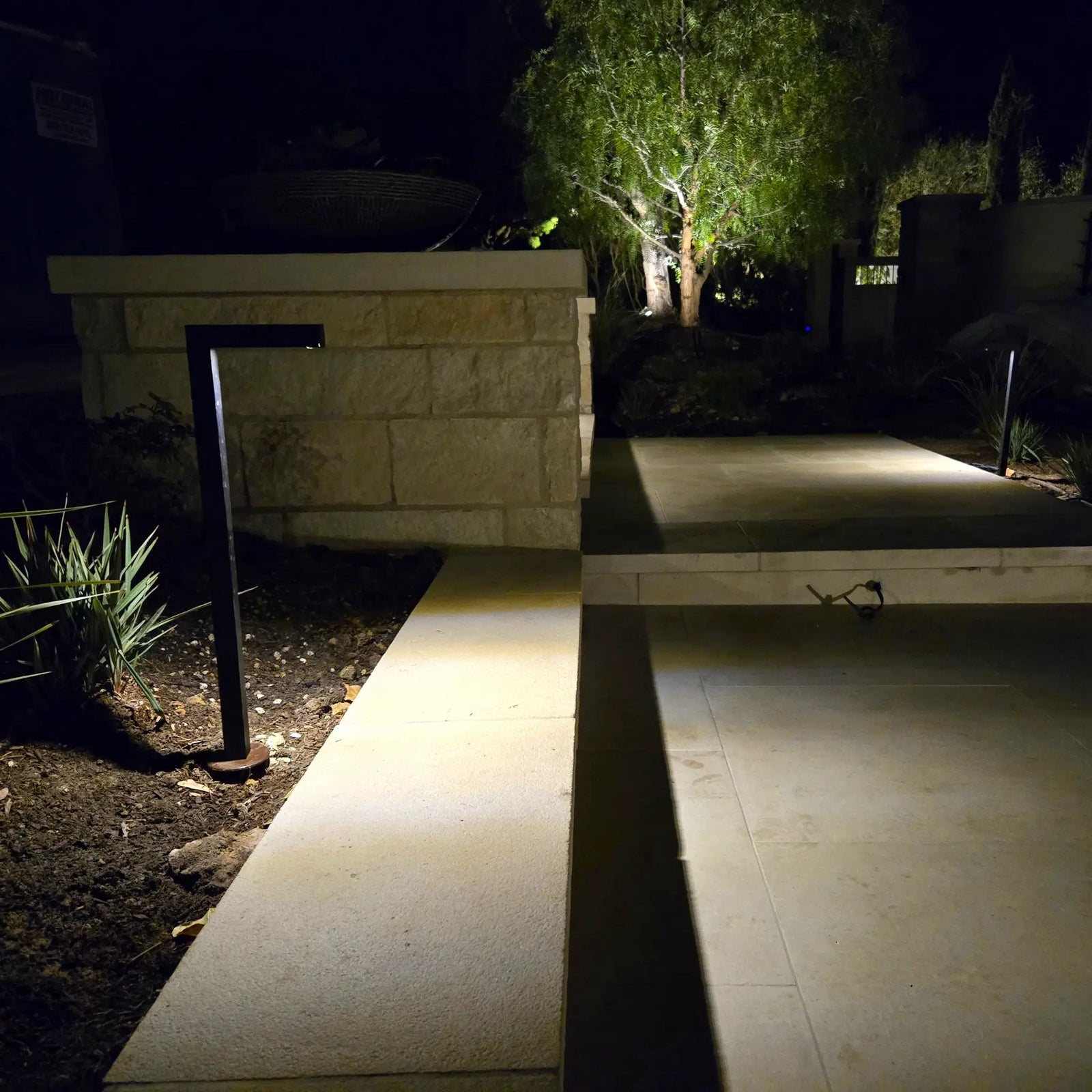 Handmade Path Lighting Luminaire Stainless Steel Contemporary Pathway Light