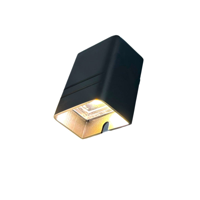 Lustre Solid Cast Brass Deck Step Light (Black)