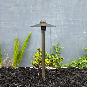 Phare Cast Brass Adjustable Path Light Natural Bronze
