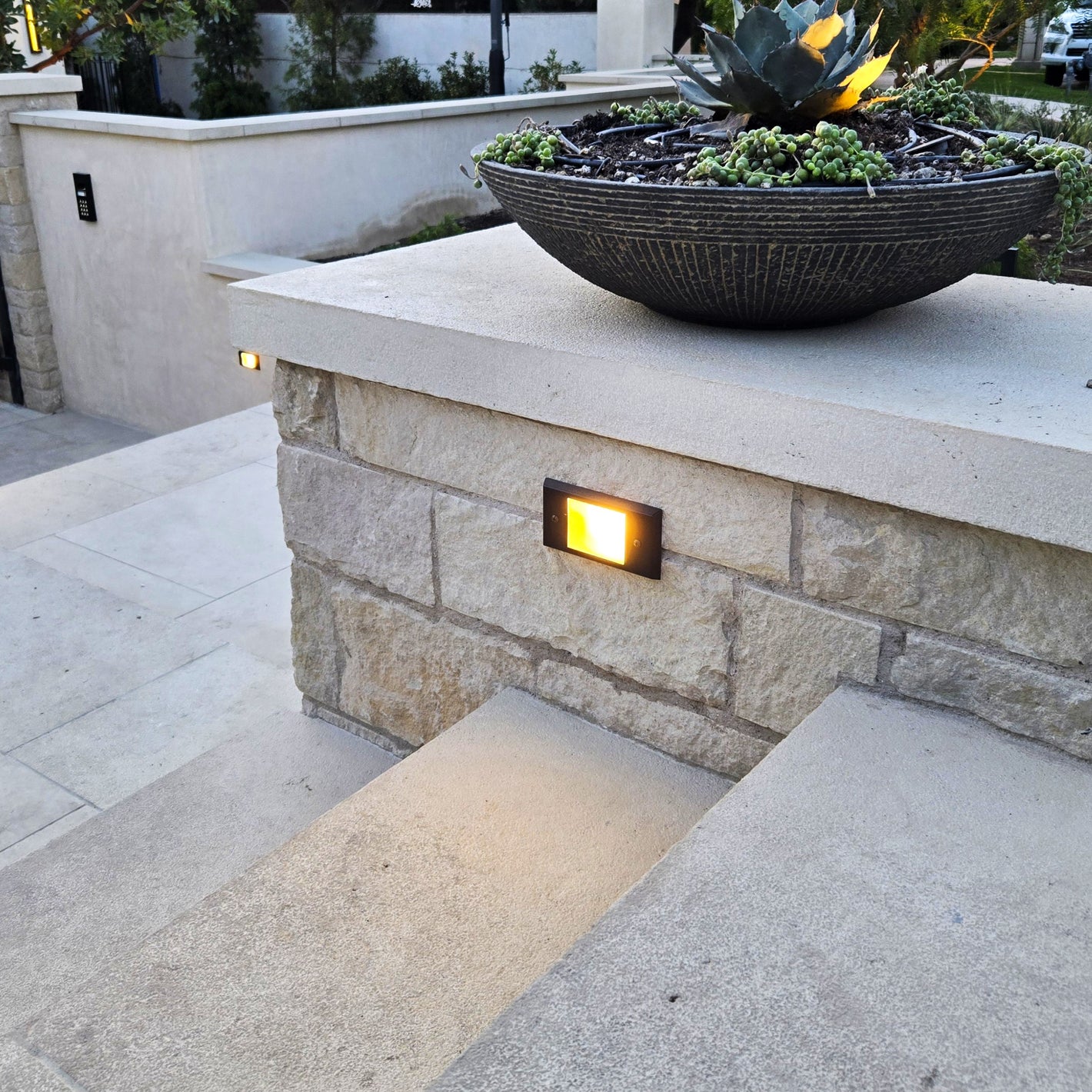 Roflay Petite Solid Brass Step Light